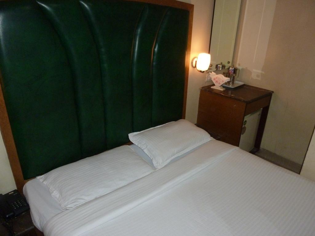 Hotel Park Shilton مومباي المظهر الخارجي الصورة