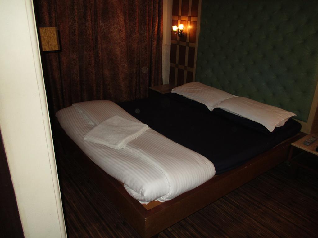 Hotel Park Shilton مومباي المظهر الخارجي الصورة