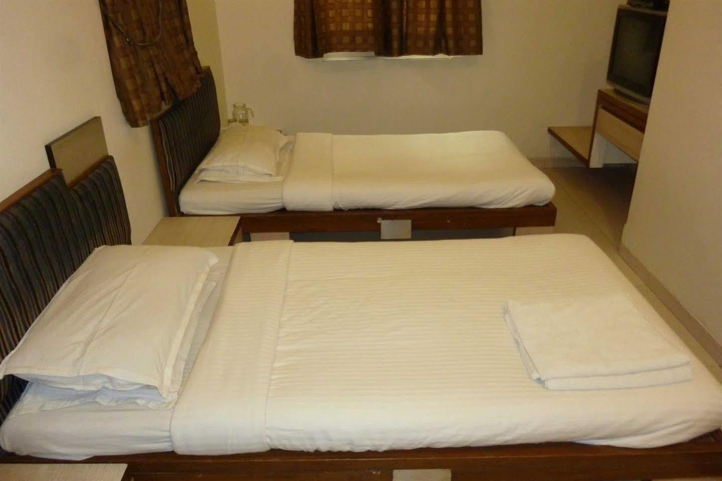 Hotel Park Shilton مومباي المظهر الخارجي الصورة