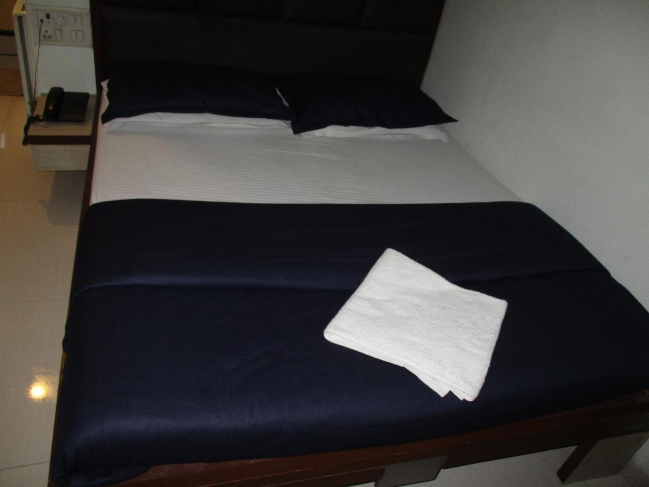 Hotel Park Shilton مومباي المظهر الخارجي الصورة